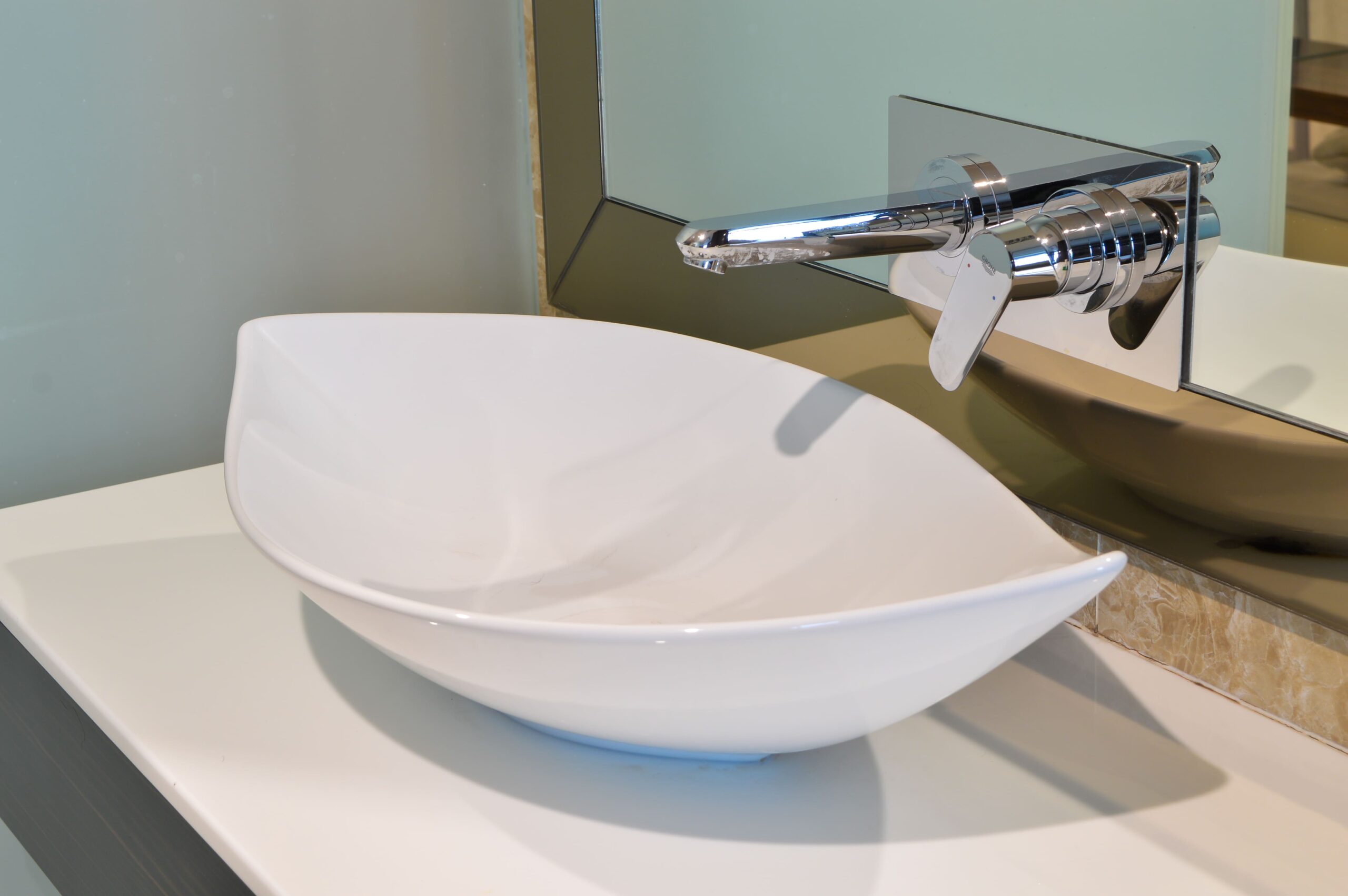 Badmöbel-Trends: Stil, Funktion & Materialien für das moderne Bad